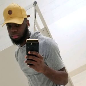 Meet your Posher, Emanuel